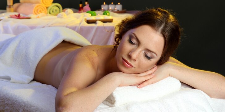 Hloubková relaxační masáž ve tmě v délce 60 minut