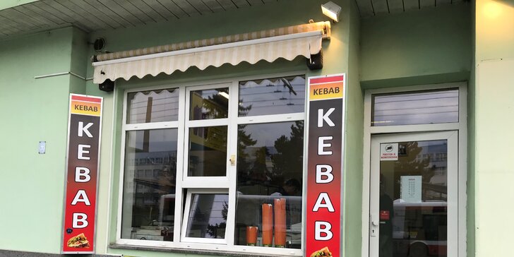 Skvělý kebab dle výběru a nápoje pro 2 osoby