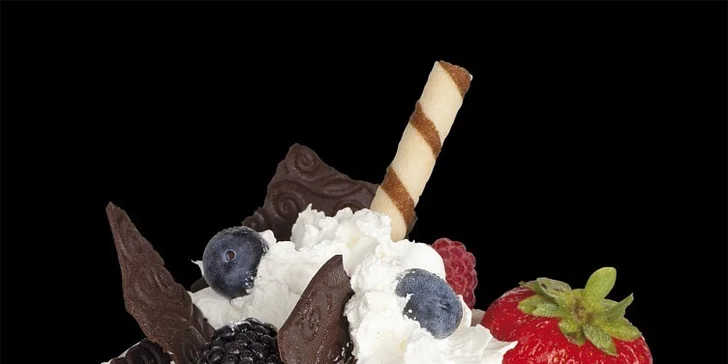 Zmrzlinové poháry pro dospělé i děti v Café Mozart