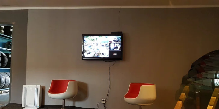 Kompletní přezutí pneumatik pro všechny typy vozů včetně nahuštění