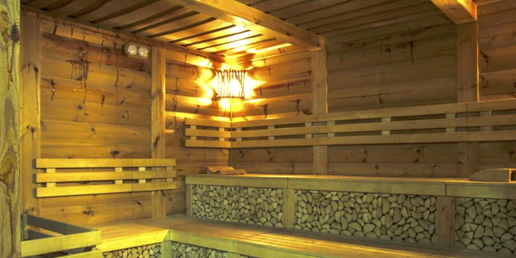 Odpočinek i aktivity na Oravě: pobyt pro dvě osoby s polopenzí i wellness