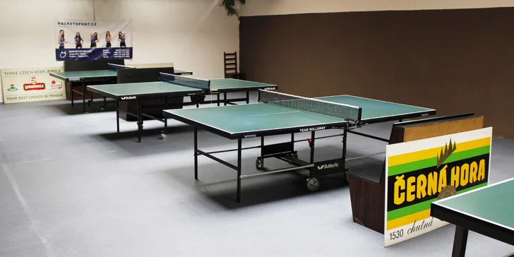 Stolní tenis: jedna nebo dvě hodiny včetně výbavy pro 2 osoby