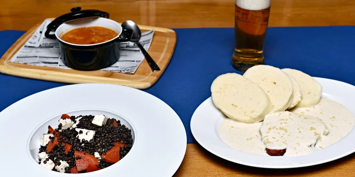 Botel Vodník zve na oběd: Novoroční 4chodové menu pro 2 na hladině Vltavy