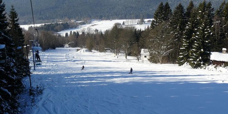 Hurá na sníh: permanentky pro děti i dospělé do skiareálu Pancíř
