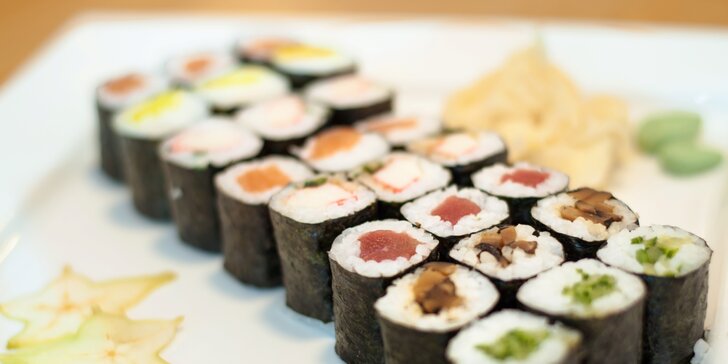 Japonsko na talíři: sushi set s 24 rolkami s možností odnosu s sebou