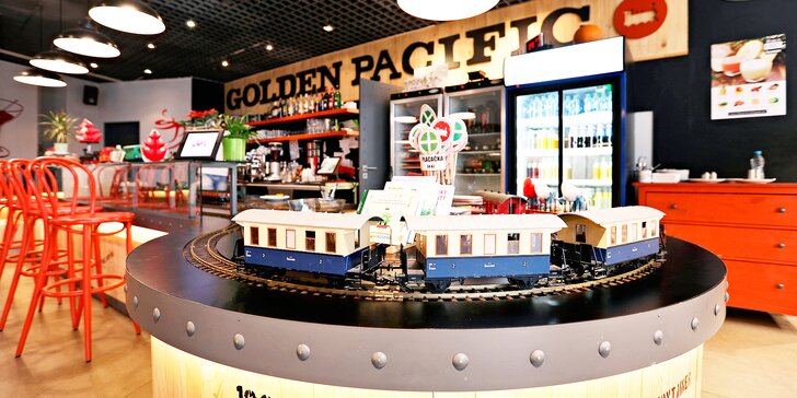 Otevřený voucher do Golden Pacific Café v hodnotě 300, 500 nebo 1000 Kč