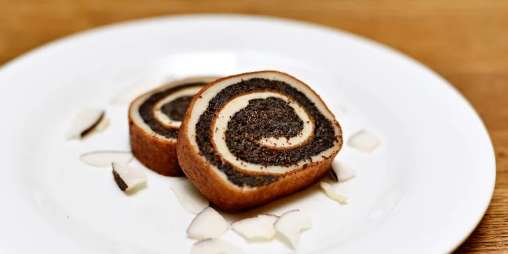 Pestré vegetariánské menu pro 2 osoby: 3 chody výběrem vždy ze dvou jídel