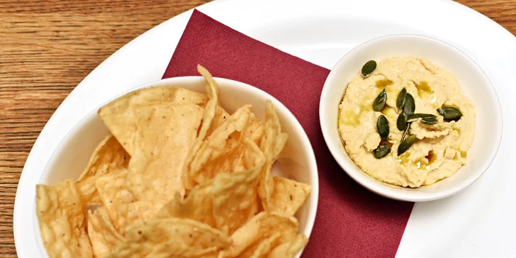 Pestré vegetariánské menu pro 2 osoby: 3 chody výběrem vždy ze dvou jídel