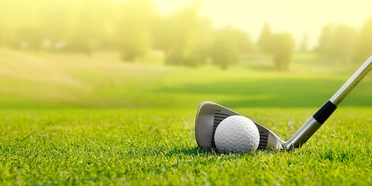 Objevte svět golfu: tréninky pro nováčky s teorií, nácvikem hry i občerstvením