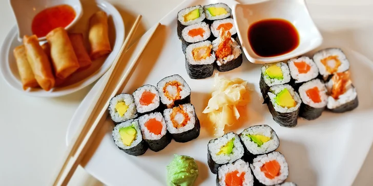 Asijské dobroty s sebou: 4× sushi maki ve 3 verzích a 6× minizávitek