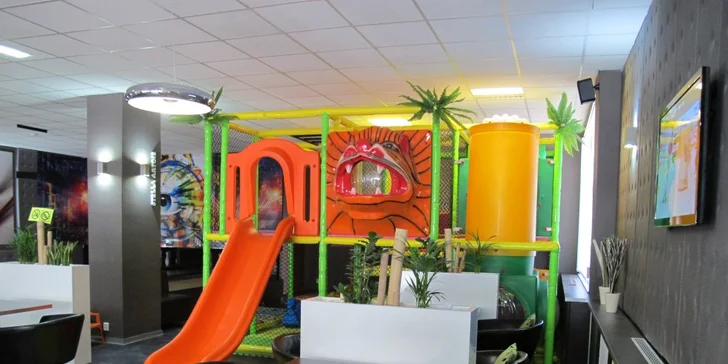 Zážitkový pobyt ve 4* hotelu s wellness, snídaněmi i 3D simulátorem golfu