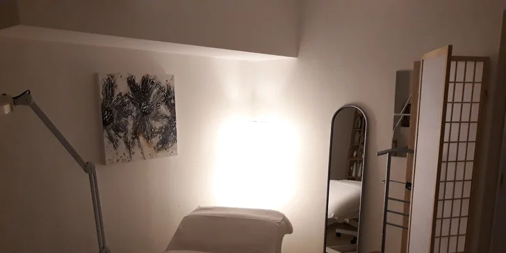 Relaxační aroma masáž zad a šíje: olej dle výběru