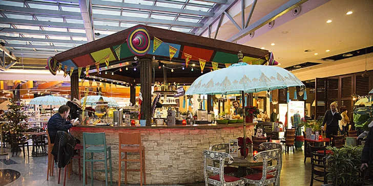 Indicko-mexická restaurace přímo v centru: polední menu s polévkou pro 1–2