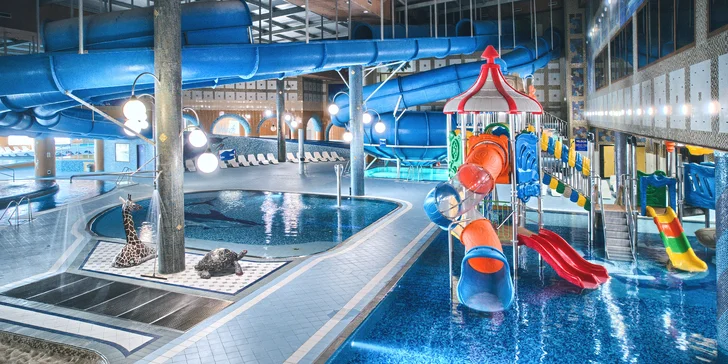 Rodinný pobyt pri Mazurských jazerách: hotel s aquaparkom, polpenzia alebo plná penzia a zábava pre deti