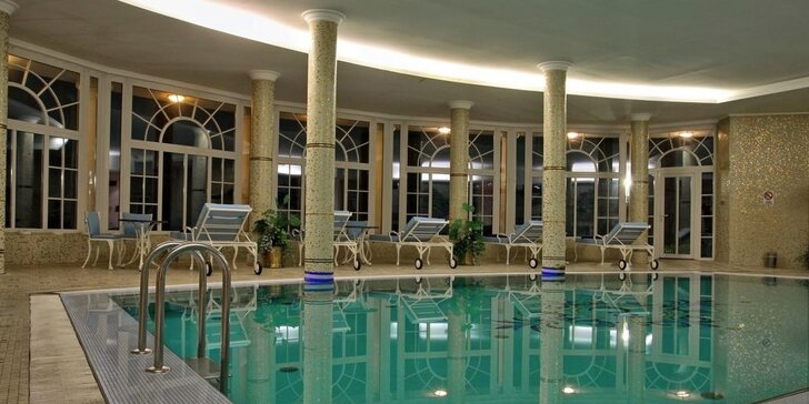 Luxusní 5* resort v Mariánských Lázních: snídaně, romantická večeře i bazén a wellness