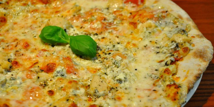 Olomoucká Itálie: 2 křupavé pizzy podle výběru