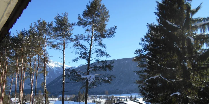 Penzion 45 km od Innsbrucku a blízko vleku: polopenze a večerní wellness