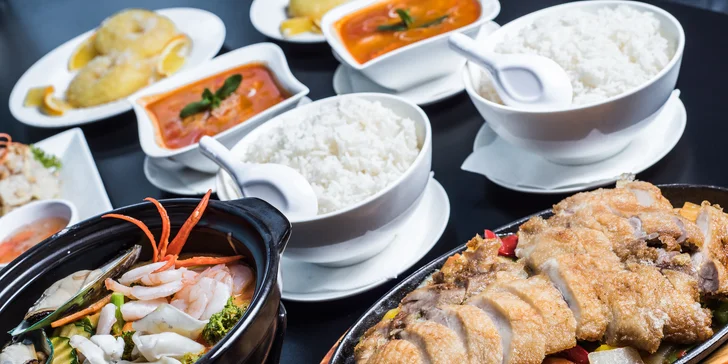 Autentické vietnamské menu o 4 chodech v areálu tržnice na Olomoucké