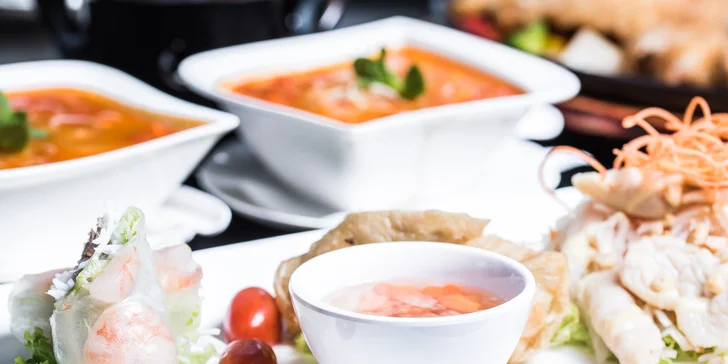 Autentické vietnamské menu o 4 chodech v areálu tržnice na Olomoucké
