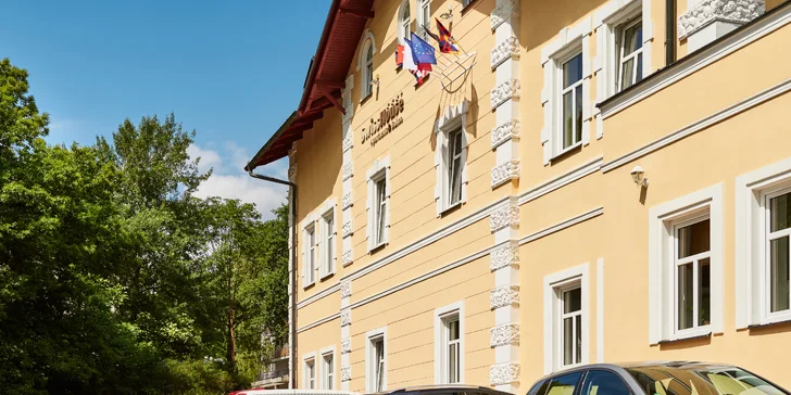 4* relax v Mariánských Lázních pro 2 osoby: polopenze i odpočinek ve wellness
