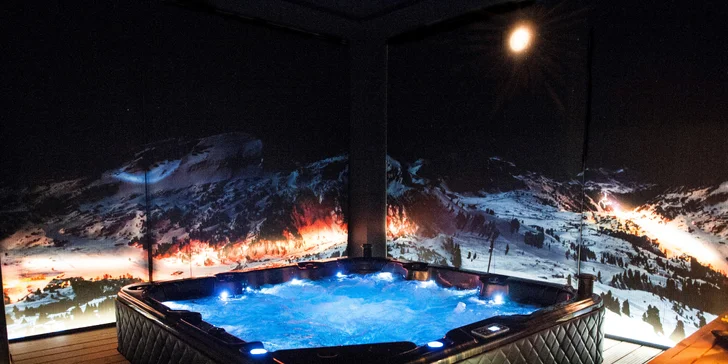 2 hod. v soukromém spa Zima s horskou atmosférou a lahví sektu pro pár