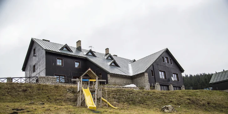 Zima na horách: 3–6 dní v zasněžených Krkonoších s polopenzí a saunou