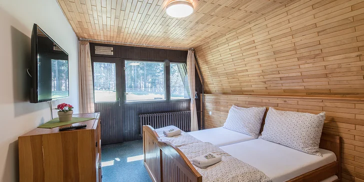 Pohoda pod Hostýnem pro lyžaře i turisty: Polopenze a sleva na skipasy