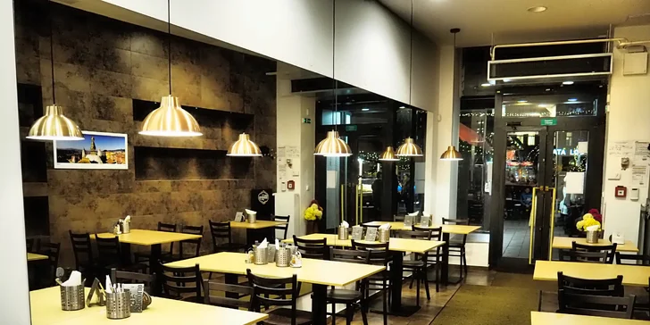 3chodové nepálské menu pro dva, možná i vegetariánská varianta