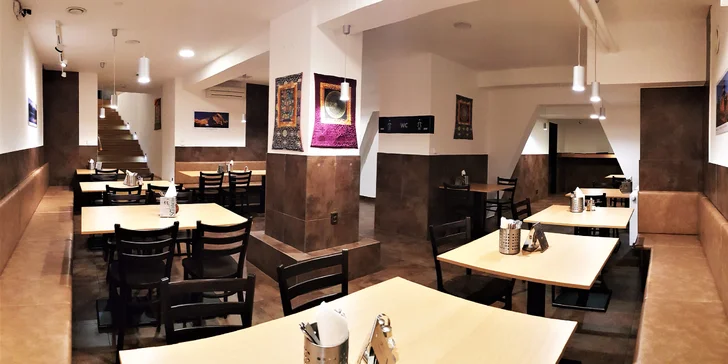 3chodové nepálské menu pro dva, možná i vegetariánská varianta