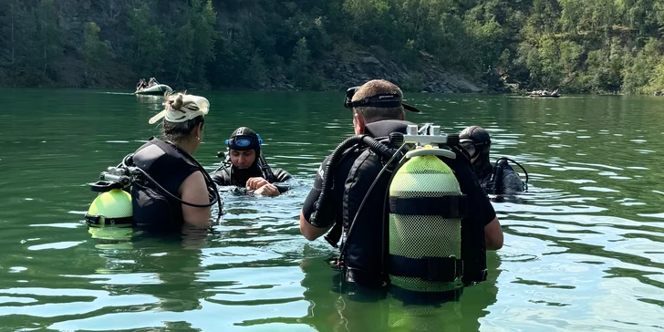 Pod dohledem zkušených instruktorů absolvujete podvodní dobrodružství v naprostém bezpečí. 
