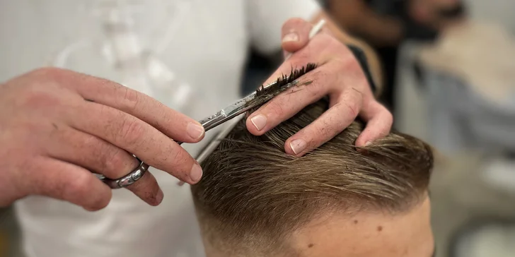 Štýlový pánsky strih, úprava brady či kompletný darčekový balíček v Barber family