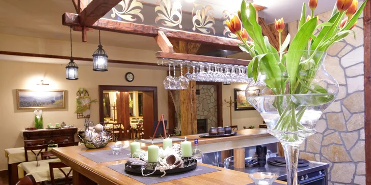 V příjemné restauraci se postarají o to, abyste neměli hlad. 
