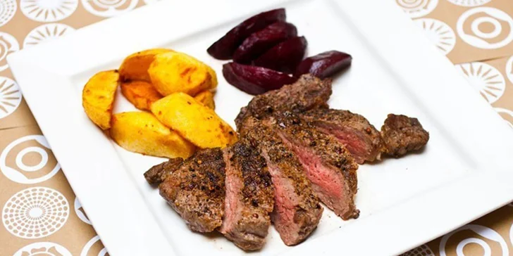 Steak z býčka.