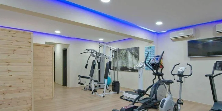 Zdarma si můžete zacvičit ve fitku, zahrát si stolní tenis nebo plážový volejbal.