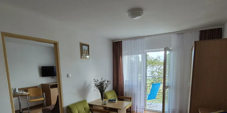 Na výběr máte balíčky se snídaní, polopenzí či plnou penzí.