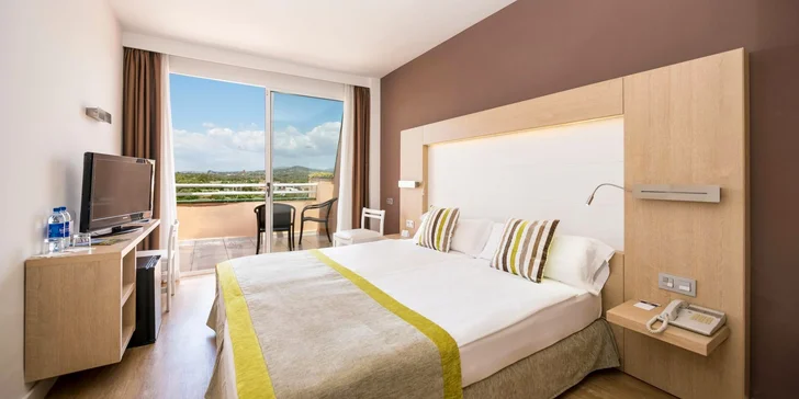 V malé obci San Lorenzo del Cardezar vás přivítá 4* hotel Mariant Park.