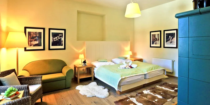 U pobytu v dvoulůžkovém pokoji nebo apartmánu má 1 dítě do 5,9 let ubytování zdarma (v postýlce nebo na přistýlce). 