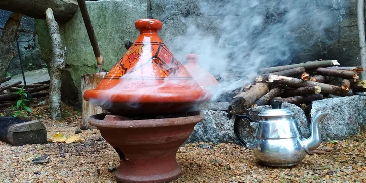 Společně si na ohništi připravíte marocký oběd nebo večeři. 