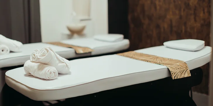 Víkendová relaxační masáž s aroma olejem: 60 či 90 minut pro jednoho nebo párová
