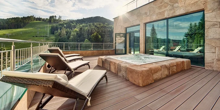 Relax v srdci Krynice-Zdrój: 4* hotel s neobmedzeným wellness, stravou i detskou herňou