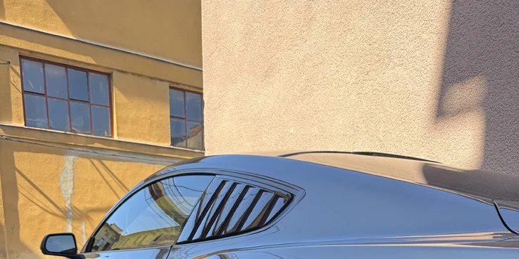 V nabídce najdete balíček na úklid interiéru nebo kompletní čištění vnitřku i exteriéru auta.