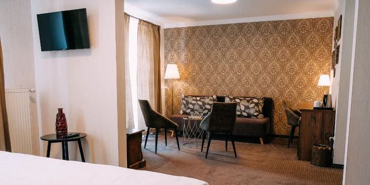 Apartmán 
 V interiéri prevládajú prírodné materiály s jemnými farbami v odtieni vanilkovej. 