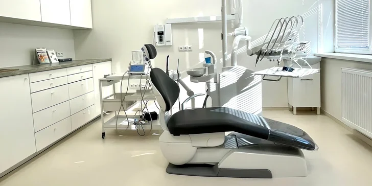 Procedura trvá cca 45 až 55 minut. 