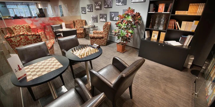 Hotel stojí přímo u Václavského náměstí, za krásami hlavního města to tak budete mít všude jen pár kroků.