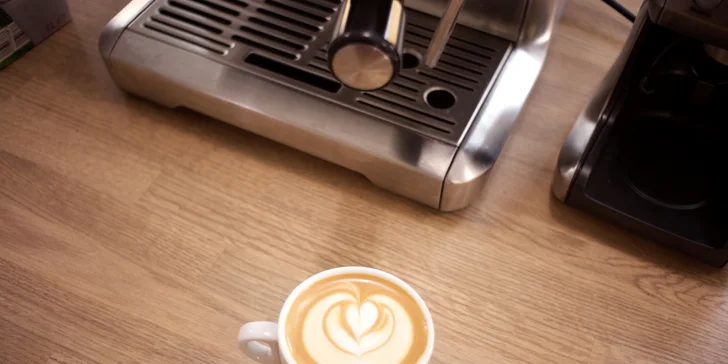Vyzkoušíte si základy latte artu.
