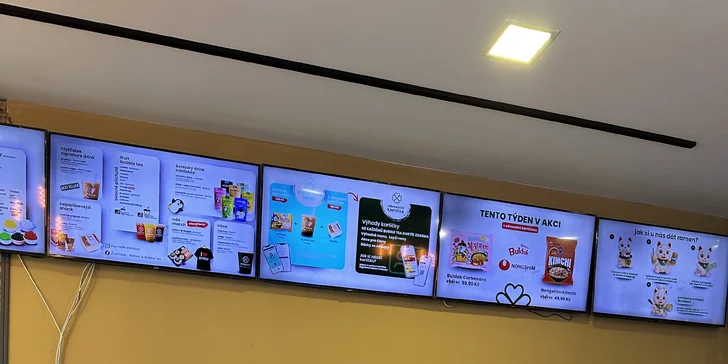 Součástí menu je také bubble tea a dezert.