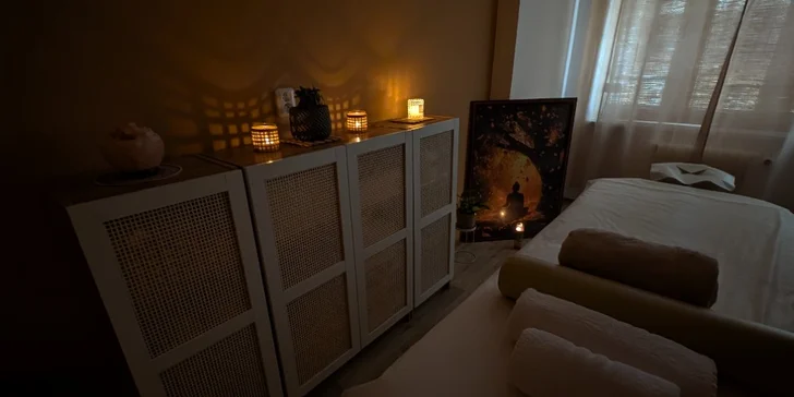 Antistresová masáž se postará o celkovou harmonizace těla i mysli a úlevu od stresu a napětí.