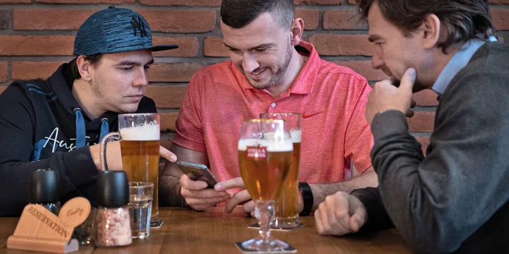 Zajímavé podniky objevujte ve skupince až 6 osob.