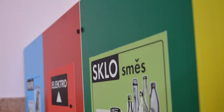 Termín hry snadno rezervujete na pár kliknutí hned při nákupu voucheru, pak už se nemusíte o nic starat, stačí jen přijít. 