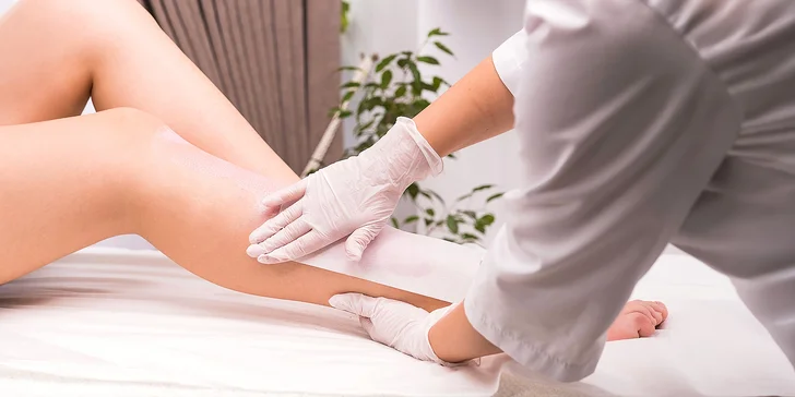 Vosková depilácia podpazušia, predkolenia a brazílske bikiny